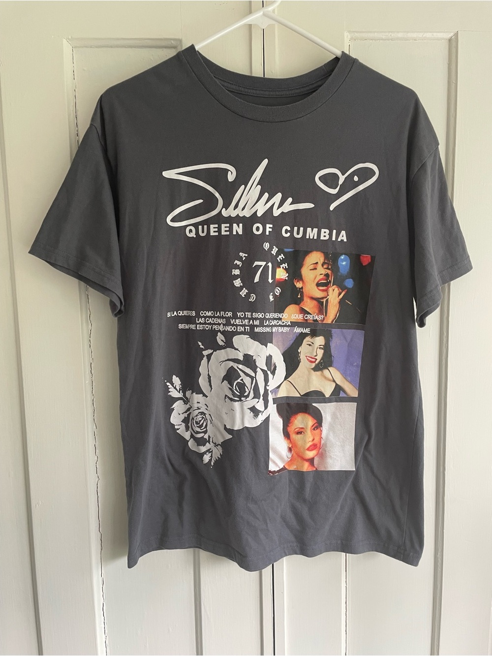 SELENA Women’s T-Shirt Adult LARGE QUEEN OF CUMBIA Official Merch Concert Tee